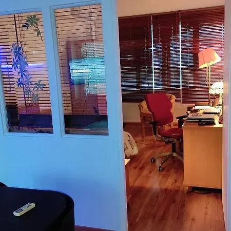 Γκαρσονιέρα Για Δύο ! Apartment Maroussi Exterior photo