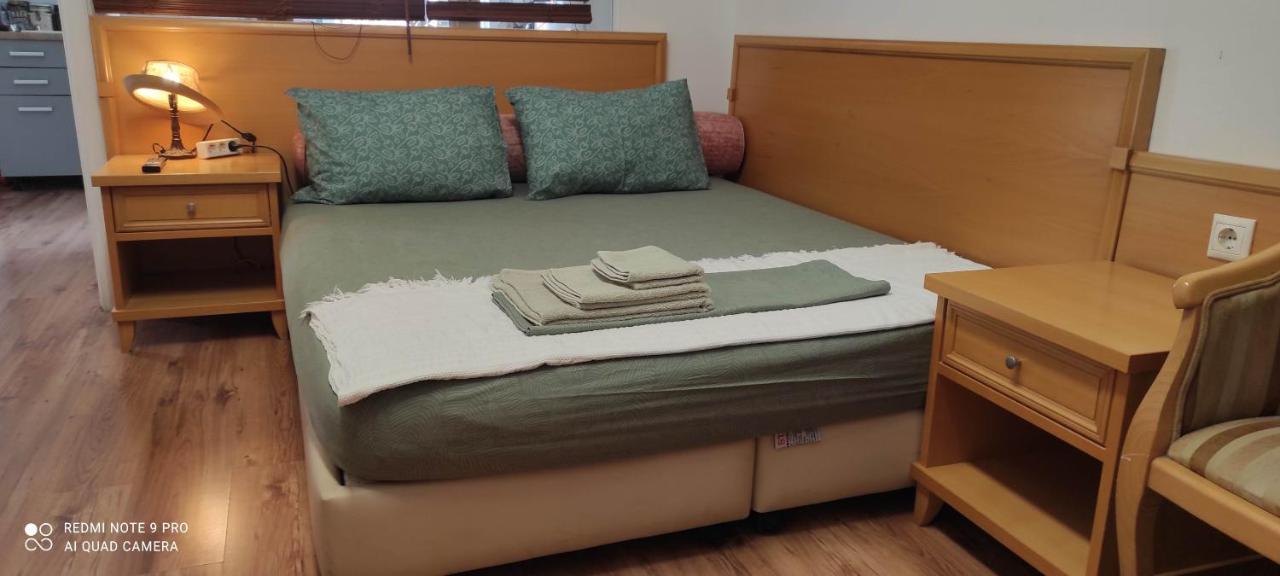 γκαρσονιέρα για δύο ! Apartment *